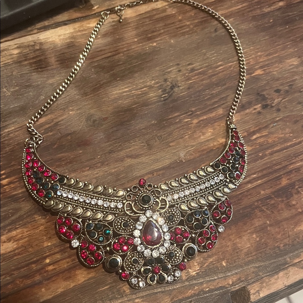 Elegant Gold and Red Statement Necklace